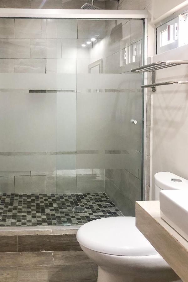 Capital O Palms Hotel, Acuna Ciudad Acuna Ngoại thất bức ảnh